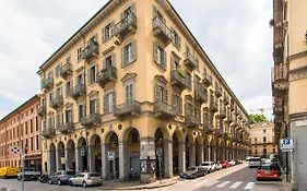 Porta Nuova Central Flat With Balcony